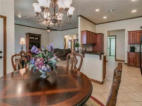 128 E Olympic Dr, Yukon, OK 73099 photo 19