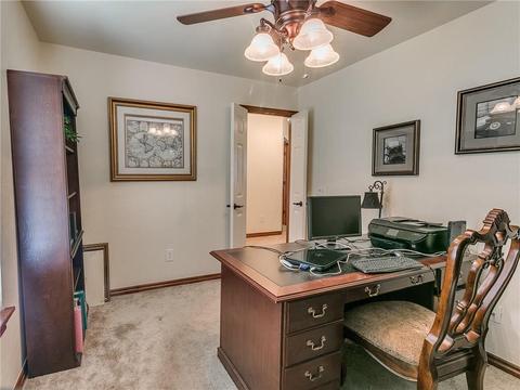 128 E Olympic Dr, Yukon, OK 73099 photo 6