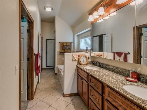 128 E Olympic Dr, Yukon, OK 73099 photo 31
