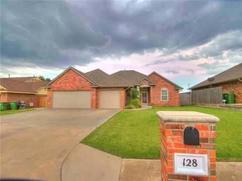 128 E Olympic Dr, Yukon, OK 73099 photo 3