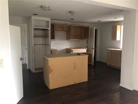 1011 E 3rd St, Cushing, OK 74023 photo 5