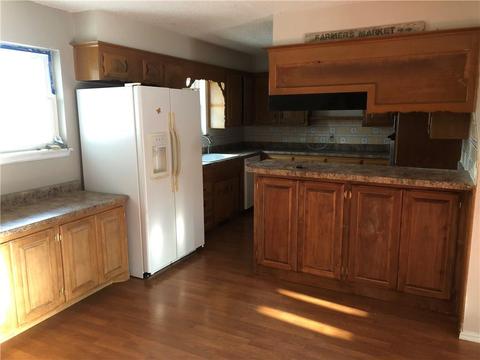902 Hampton Rd, Harrah, OK 73045 photo 1