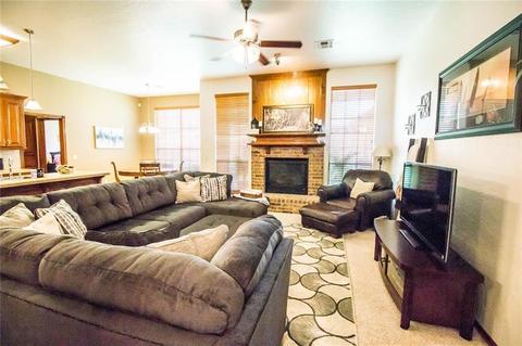 516 Allison Ln, Moore, OK 73160 photo 4