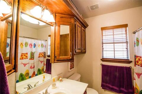 516 Allison Ln, Moore, OK 73160 photo 19
