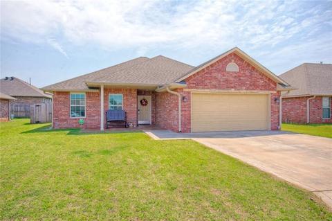 2117 Crooked Oak Dr, Shawnee, OK 74804 photo 1