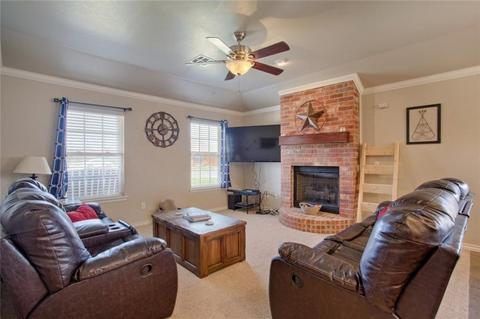 2117 Crooked Oak Dr, Shawnee, OK 74804 photo 9