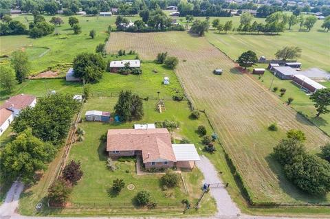 7216 Cedar Hl, Tuttle, OK 73089 photo 1