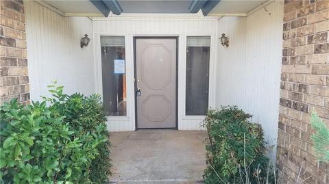 1704 Wildfire St, Moore, OK 73160 photo 3