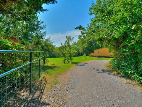 2129 County Road 1244, Tuttle, OK 73089 photo 4