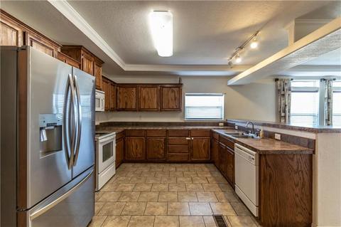 606 W North, Thomas, OK 73669 photo 10