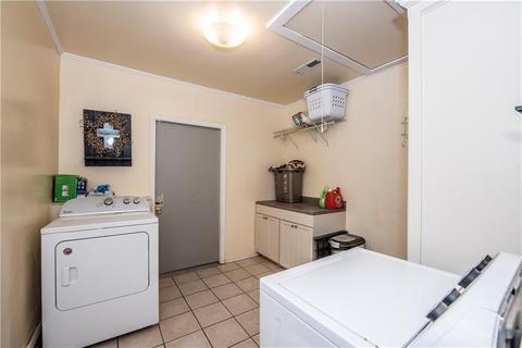 2001 N Divis Ave, Bethany, OK 73008 photo 14