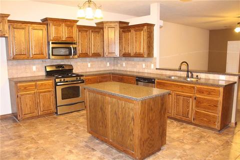 3013 White Tail, Altus, OK 73521 photo 8