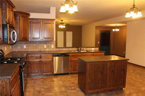 3013 White Tail, Altus, OK 73521 photo 9