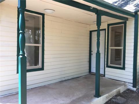 706 E Springer, Guthrie, OK 73044 photo 2