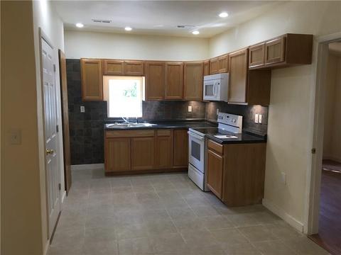 706 E Springer, Guthrie, OK 73044 photo 10