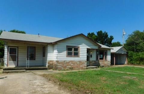 401 S Maple St, Davis, OK 73030 photo 1