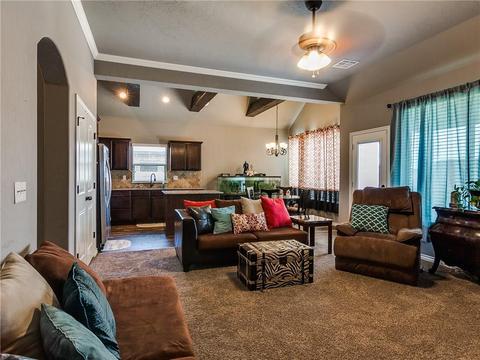 20638 Frontier Ave, Harrah, OK 73045 photo 9