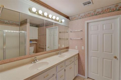 420 Prestwick, Norman, OK 73072 photo 17