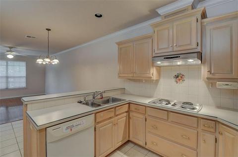 420 Prestwick, Norman, OK 73072 photo 4