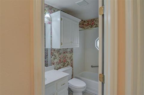 420 Prestwick, Norman, OK 73072 photo 20