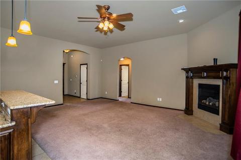 3401 Ashton Dr, Moore, OK 73160 photo 9