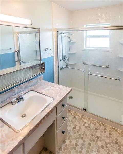 106 E 7th St, Leedey, OK 73654 photo 9