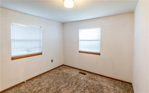 106 E 7th St, Leedey, OK 73654 photo 8