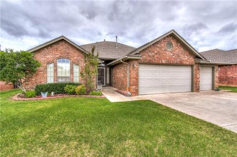 720 NE 20th St, Moore, OK 73160 photo 1
