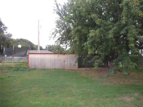 902 N Sims Ave, Hydro, OK 73048 photo 13