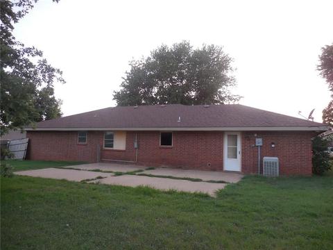 902 N Sims Ave, Hydro, OK 73048 photo 11