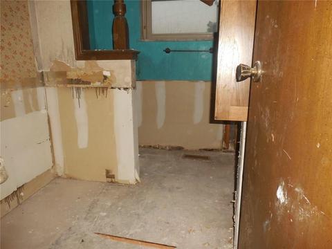 902 N Sims Ave, Hydro, OK 73048 photo 7