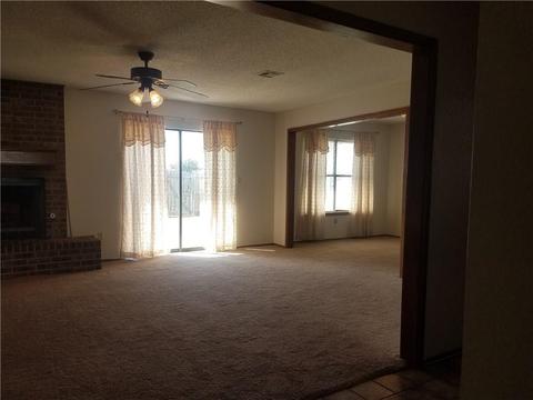 2212 Galaxy, Altus, OK 73521 photo 9