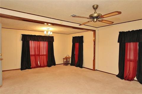 208 W Division, Wayne, OK 73095 photo 3