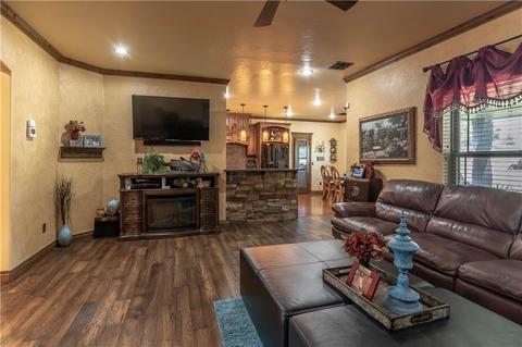 2324 E Rock Crk, Tuttle, OK 73089 photo 10