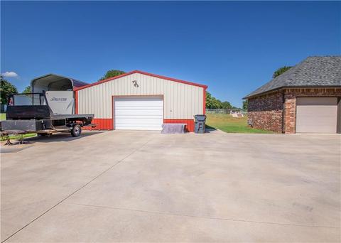 2324 E Rock Crk, Tuttle, OK 73089 photo 35