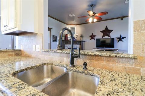 2917 Elmo Way, Moore, OK 73160 photo 14