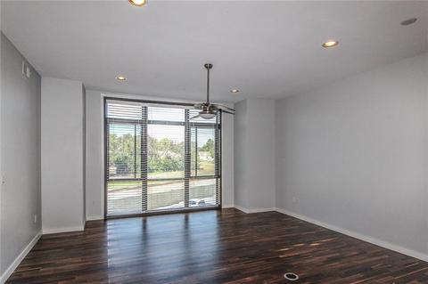 401 E Boyd #302, Norman, OK 73069 photo 2