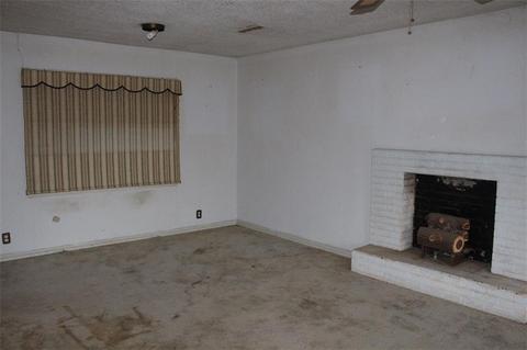 1040 E Walnut, Altus, OK 73521 photo 6