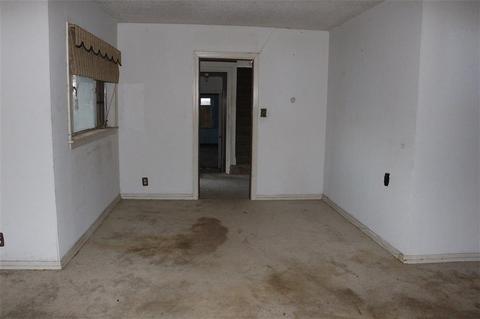 1040 E Walnut, Altus, OK 73521 photo 22