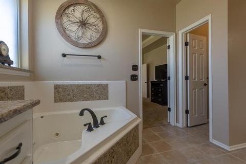 1209 Chipper Ln, Edmond, OK 73025 photo 27