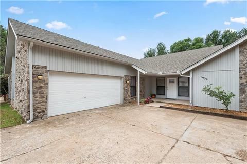 1908 Thunderbird Blvd, Edmond, OK 73013 photo 2