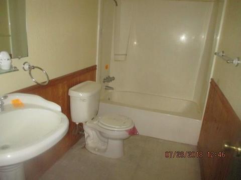 802 Parkview, Cushing, OK 74023 photo 4