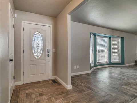120 E Platt Dr, Yukon, OK 73099 photo 3