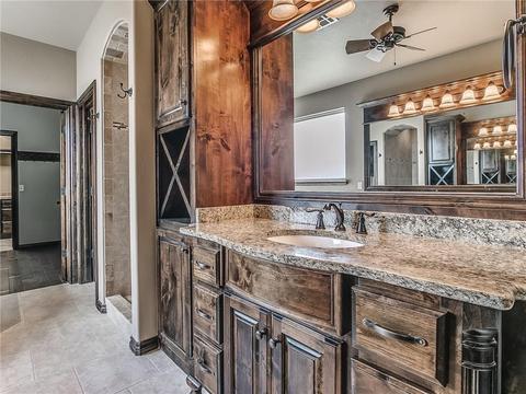 516 E Amelia Ter, Mustang, OK 73064 photo 18