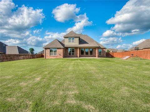 516 E Amelia Ter, Mustang, OK 73064 photo 35