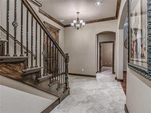 516 E Amelia Ter, Mustang, OK 73064 photo 5