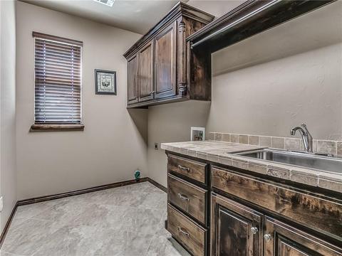516 E Amelia Ter, Mustang, OK 73064 photo 21