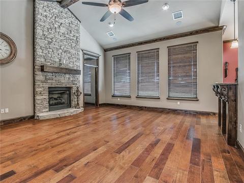 516 E Amelia Ter, Mustang, OK 73064 photo 6