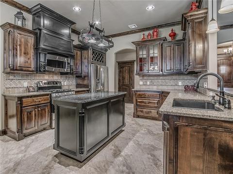 516 E Amelia Ter, Mustang, OK 73064 photo 10