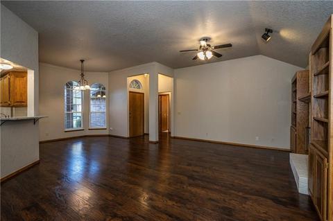 609 Old Bugle Rd, Edmond, OK 73003 photo 5